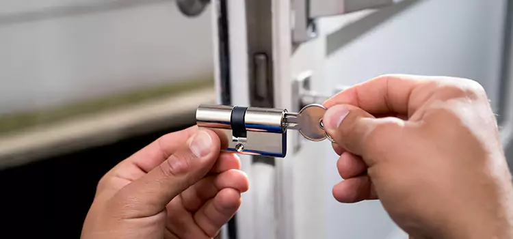 Emergency Locksmith for House Columbia Heights